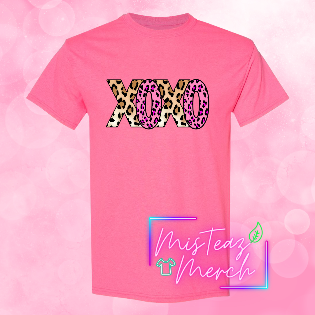 Valentine's Adult T-shirt XOXO Cheetah print