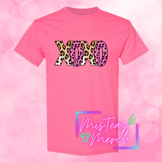 Valentine's Adult T-shirt XOXO Cheetah print